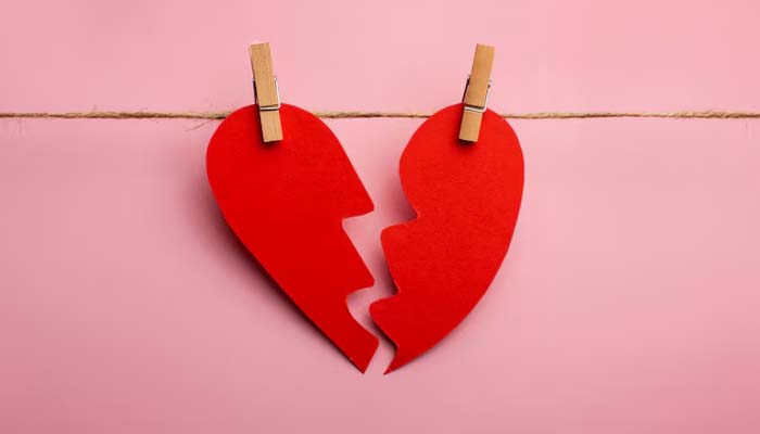 Relationship Guide: 7 early signs of toxic relationship Relationship Guide: 7 early signs of toxic relationship
