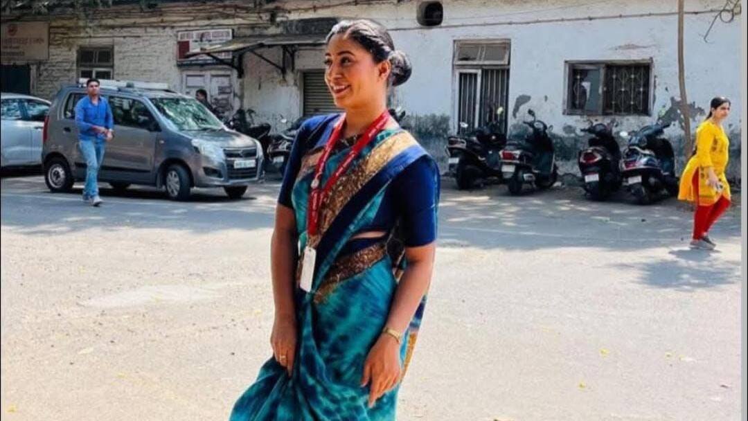 Ahmedabad Plane Crash : डोंबिवलीच्या रोशनी सोनघरेचा दुर्दैवी मृत्यू; दीड वर्षांपूर्वी झाली होती एअर इंडियामध्ये नियुक्ती